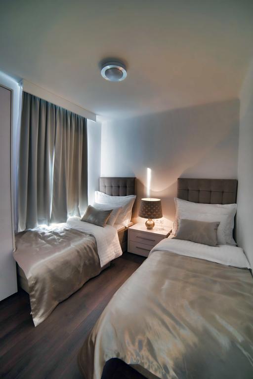 Casa V Bencun Luxury Apartments Zagreb Rum bild